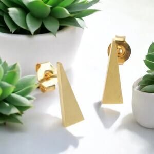 From St Xavier Triangle Goldtone Studs New NWT